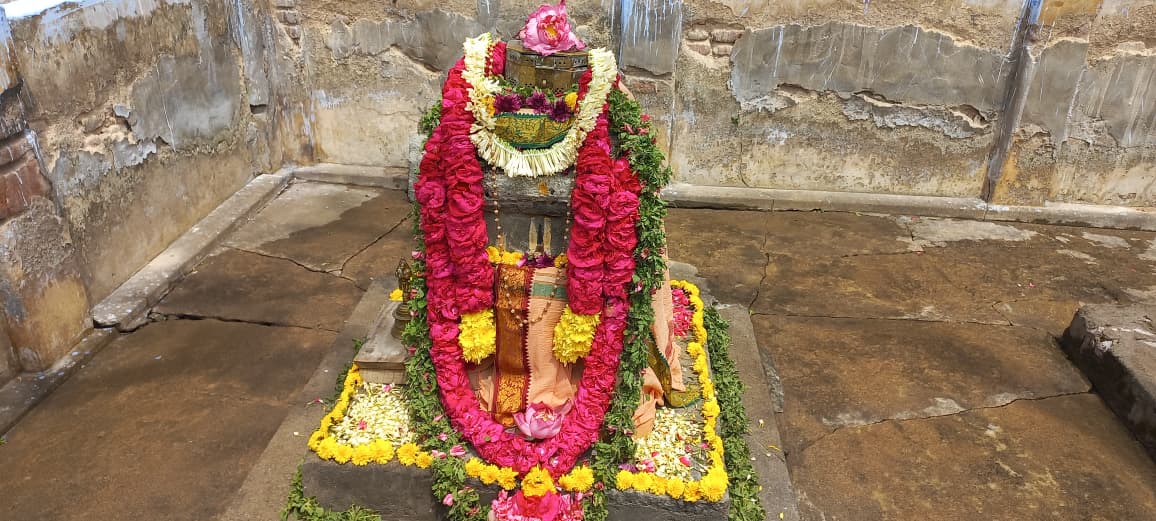 Sri Sugunanidhi Tirtharu 
